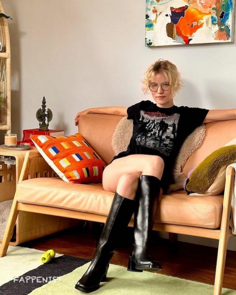donald julian recommends willa fitzgerald ass darien holloway add willa fitzgerald ass photo