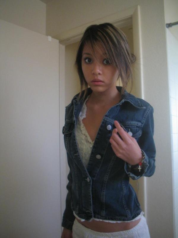 Tiny Naked Asian texas bukakke amateur with huge tits
